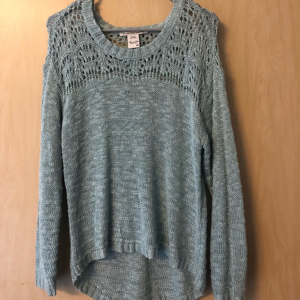 Lightweight sweater
